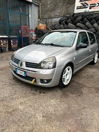 Renault clio sport 182 team ASI