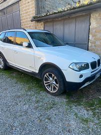 BMW - X3