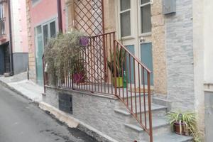 011 Scordia, Casa Singola su tre livelli