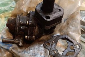 pompa benzina fiat 126 , 127 ecc