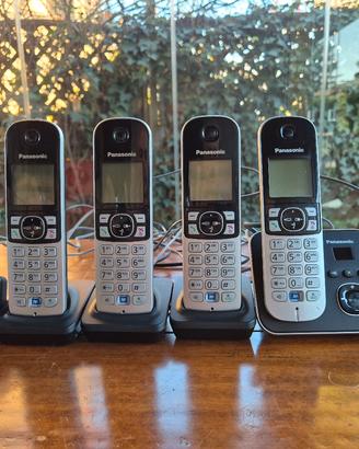 Set di 4 telefoni cordless Panasonic