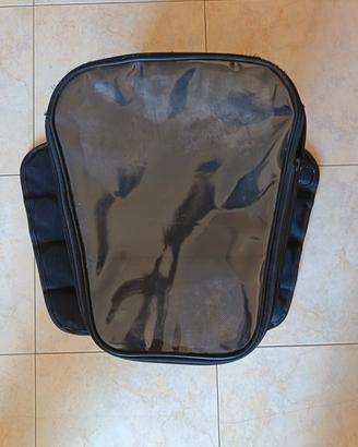 Borsa da serbatoio con calamite estendibile