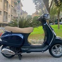 Piaggio Vespa LX 125 i.e