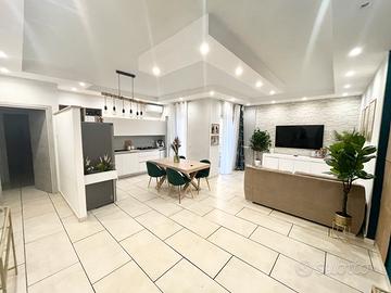 Quadrilocale con Box e Posto auto in zona centrale