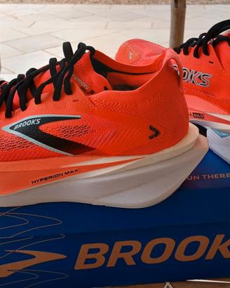 Scarpe Brooks Hyperion Max 3