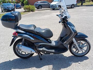 paggio beverly 250 ie