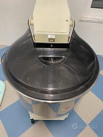 Impastatrice 38 kg 220 V