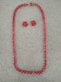 Parure collana ed orecchini in perle sint. rosa