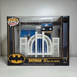 Funko Pop Deluxe: Batman with The Hall of Justice