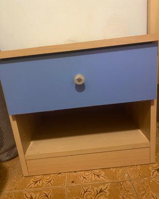mobiletto in legno