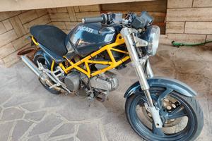 ducati monster 600 
