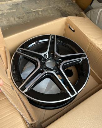 CERCHI AMG