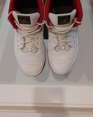 Scarpa basket Jordan max aura 5  n.44.5