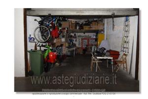 Box/Posto auto Cisterna di Latina [A4296471]