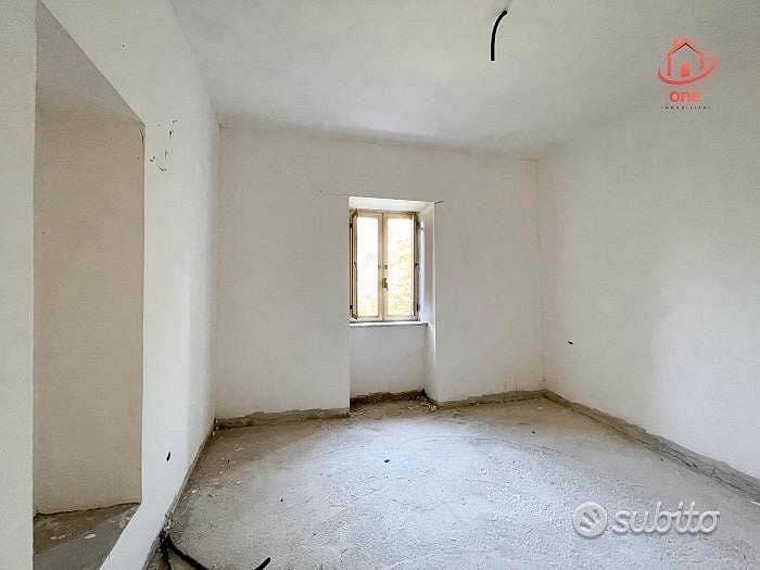 Appartamento con terreno - Altro