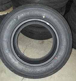 gomme yokohama 205-60-13