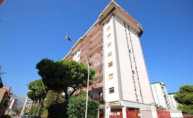 Appartamento 140m semi ristrutturato