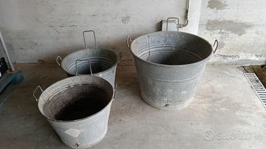 Mastelli in lamiera zincata a caldo, 2 medi e 1 gr