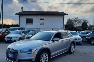 Audi A6 allroad 3.0 TDI 218 CV S tronic Business P