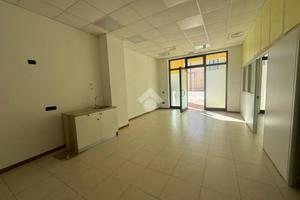 NEGOZIO A SANT'AMBROGIO DI VALPOLICELLA