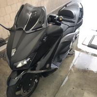 Yamaha T max 530