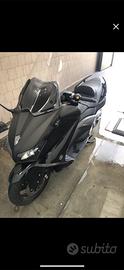 Yamaha T max 530