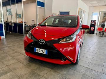 Toyota Aygo 1.0 VVT-i 69 CV 5 porte x-play