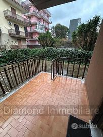 Appartamento piano rialzato con posto auto Giarre