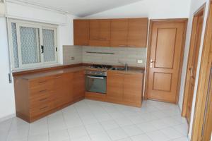 Luminoso appartamento in via P.Pe Umberto