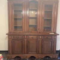 Credenza con vetrina