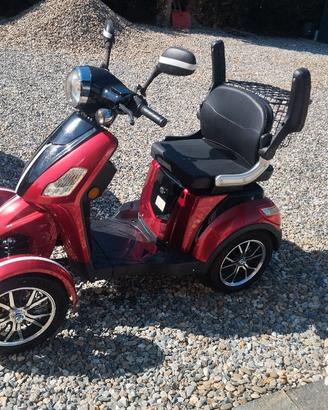 quadriciclo elettrico per disabili