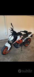 ktm duke 390 