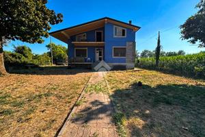 VILLA SINGOLA A BAGNOLO MELLA