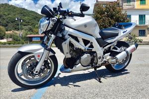 Suzuki SV 1000 N "PARI AL NUOVO"