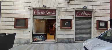 NEGOZIO A GENOVA