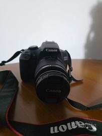 Canon EOS 1300D + 18-55mm IS II