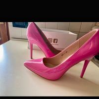 Tacchi fucsia decoletté