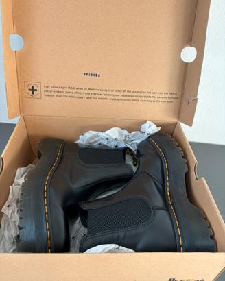 2976 quad platform chelsea boot