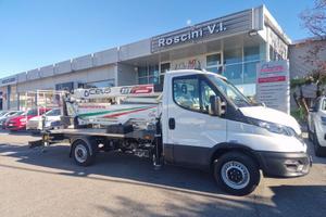 Iveco DAILY 35S14H Allestito con Piattaforma ...