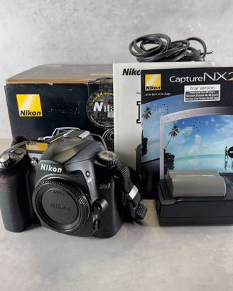 FOTOCAMERA NIKON D50 REFLEX Completa di tutto