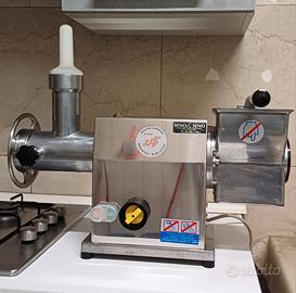 TRITACARNE E GRATTUGGIA PROFESSIONALE