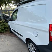 Furgone ford