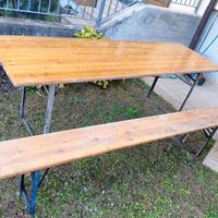 Tavolo e panche da giardino