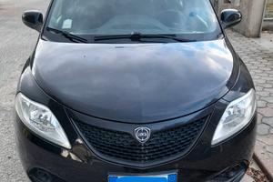 Lancia Ypsilon 1.2 69 CV 5 porte Silver del 2016