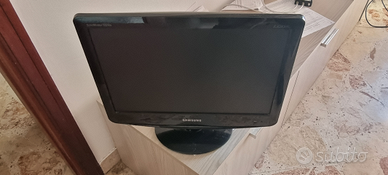 Samsung TV LCD MONITOR 932MW 19"