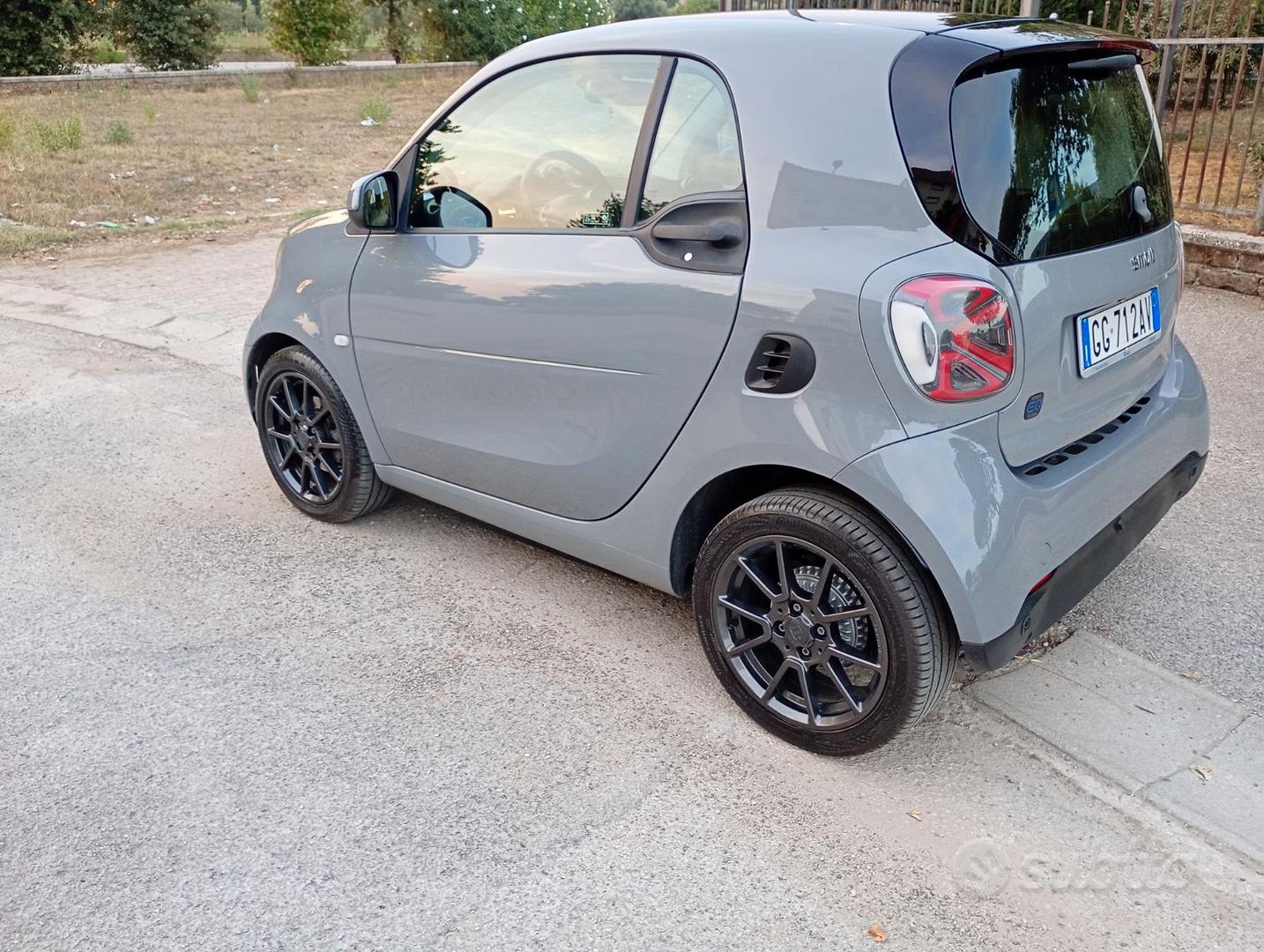 Smart Fortwo 2021 photo 3
