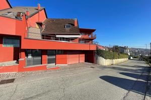 Villa o villino Piobesi d'Alba [8BVRG]