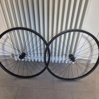 Ruote in carbonio Lefty Leggere la descrizione