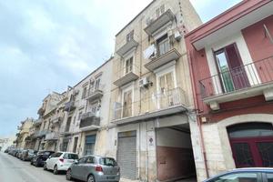 3 LOCALI A BARLETTA