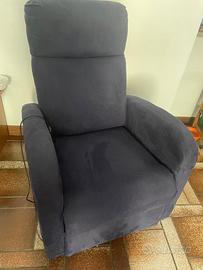 Poltrona reclinabile alzapersona